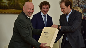 Lesy ČR v čele prestižních žebříčků podniků hodnocených  podle praxe veřejných zakázek a transparentnosti