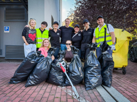 Rukavice a pytle byly povinnou výbavou