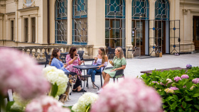 Turisté se do kraje vracejí. Počet hostů i přenocování opět roste