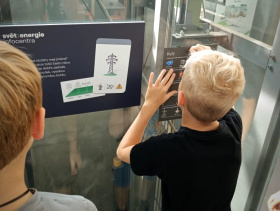 Na rozhledně byli Japonci, pod ní bojové tudory