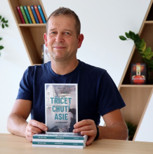 Tip na dárek: Třicet vtipných a poučných příběhů z asijských cest