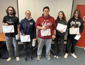 Distribuční maturita Kladno: Králem se stal Marek Maňas z Berouna; dvě Královny Michaela Beranová a Žofie Kolomazníková jsou z Prahy