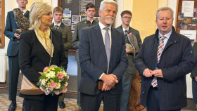 Prezident Petr Pavel s chotí jsou na návštěvě Ústeckého kraje