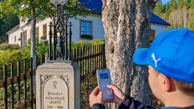 Geolokační hra Tajemství pána křišťálu přibližuje tajemství dávných milovských sklářů