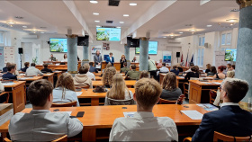 Studenti se zapojí do veřejné debaty v rámci konference Rady mladších