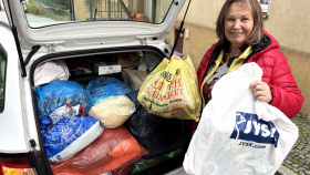 Průvan v šatníku energetiků pro potřebné