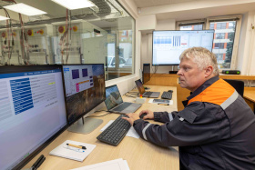 ČEZ Distribuce má nejvýkonnější laboratoř pro testování střídačů v republice