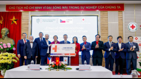 Humanitární pomoc i kulturní propojení