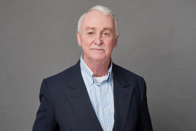 UJEP udělí čestný titul Doctor Honoris Causa prof. Williamu R. Smithovi