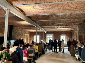 Zámek Bzí na Českobudějovicku se mění v rekreační resort