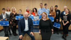 Hejtman obdaroval úspěšné sportovce z Evropských her handicapované mládeže Emil Open