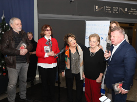 Jiřina Bohdalová vydala novou kuchařku Prababičky pravnoučatům!