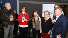 Jiřina Bohdalová vydala novou kuchařku Prababičky pravnoučatům!