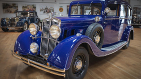 Listopadové aukce Aukra ovládli veteráni