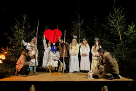 Svratecké muzeum provoní „přídělové“ cukroví, farní zahradu oživí betlémské postavy