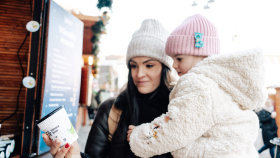 Lidé rekordně pomáhají ve sbírce Daruj kelímek