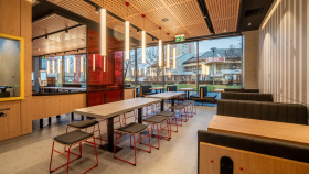 McDonald's otevřel první restauraci v Přerově