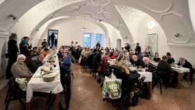 Na radnici se konala hostina pro potřebné