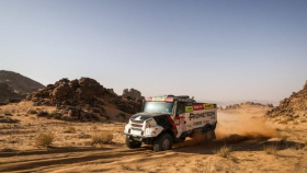 Macík ovládl na Dakaru další etapu a upevnil si průběžné vedení