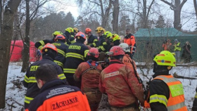 Desítky hodin trvající záchrana z jeskyně skončila úspěchem