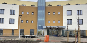 Stavba Sanatoria Pálava je dokončena. Kraj zahájil kontroly před předáním provozovateli