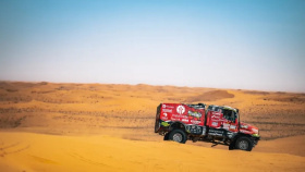 Aleš Loprais vyhrál další etapu na Dakaru, snížil tak manko na vedoucího Žalu