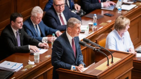 Vláda ANO, SPD a Motoristů Andreje Babiše získala důvěru sněmovny Kliknutím zvětšíte obrázek