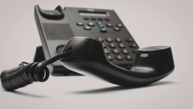 Ústecký kraj zavádí hlasového asistenta Voicebot