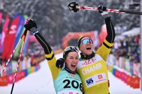 Jizerská padesátka v norské režii. Mezi ženami obhájila Alnaesová, mužům kraloval Riege