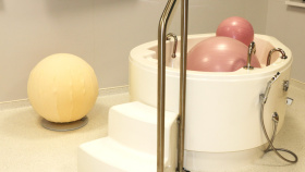 Krajská zdravotní otevřela nový pavilon Matka a dítě a hemodialýzy v Nemocnici Děčín