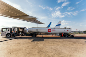 ORLEN Aviation vstupuje na nový trh. Získala licenci k tankování letadel