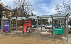 Zastávky městské hromadné výpravy zkrásní