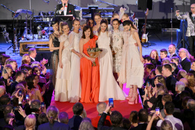 Ve Žďáru nad Sázavou se 14. března uskuteční ples Beaty Rajské. Jste srdečně zváni