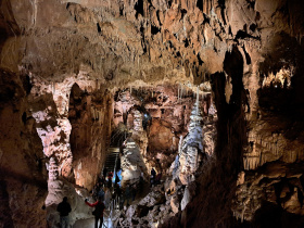 Jeskyně zvou k návštěvě už v březnu a o víkendech
