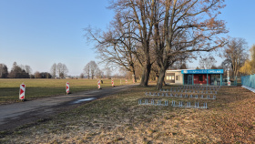 Město rozšíří parkování u koupaliště Cihelna, chce, aby bylo hotové před letní sezonou