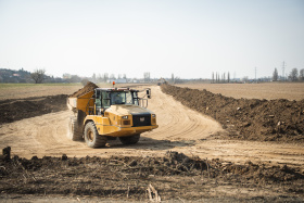 Začala stavba obchvatu Blučiny