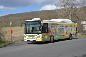 Jaro dorazilo do Ústí. Přijelo autobusem.