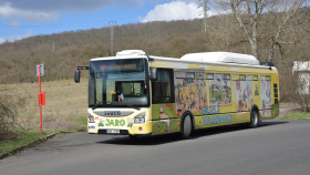 Jaro dorazilo do Ústí. Přijelo autobusem.