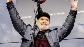 Jeden z nejoblíbenějších umělců Zdeněk Svěrák dnes slaví devadesátiny! Blahopřejeme