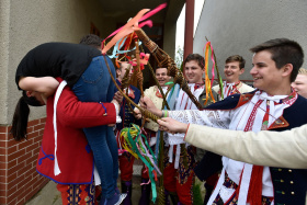 Dnes je pomlázka. Odkdy a proč se slaví...