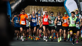 Blíží se půlmaraton Plzeňského kraje. Startovní čísla zmizela rekordně rychle