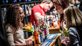 Největší rumový festival střední Evropy láká do pražského Vnitroblocku