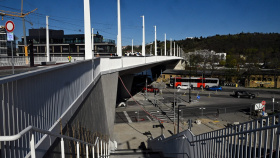 V Praze se dnes otevřel nový Dvorecký most, který propojuje Smíchov a Podolí