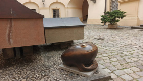 Žabák je zpět na Praze 8! Než doskáče na Ládví, zabydlí se na Libeňském zámku