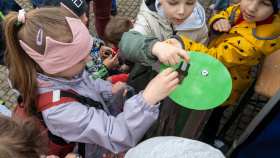 Den s odpady přilákal stovky návštěvníků, sesbíráno bylo 100 kilogramů baterií