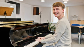 Český klavírista Jan Schulmeister vyhrál cenu BBC Music Magazine Award