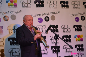 Pozvánka na benefiční koncert „Kdo má rád…“ do Nových Hradů, Felix Slováček oslaví 83. narozeniny Kliknutím zvětšíte obrázek