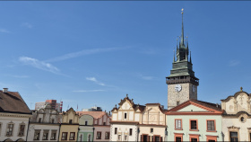 Hotovo! Zelená brána je opravená a znovu průchozí