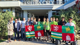 Na robotické soutěži v Turecku reprezentovaly kraj 4 týmy středoškoláků