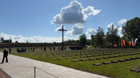 V Terezíně si včera lidé připomněli oběti nacismu Kliknutím zvětšíte obrázek